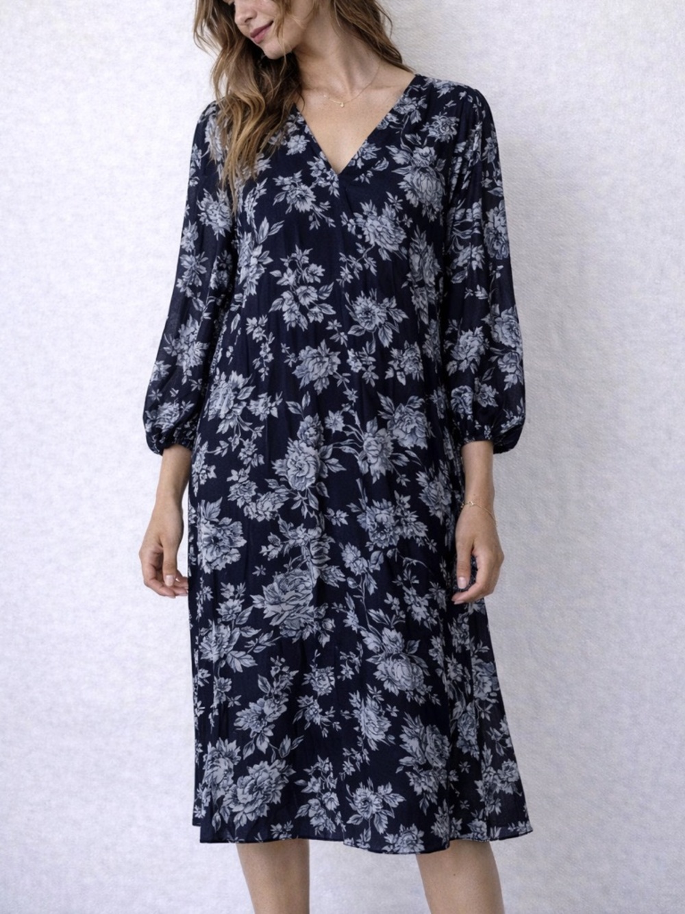 J Jason Wu Black and Blue Floral Midi Dress Women's L Long Sleeve V-Neck